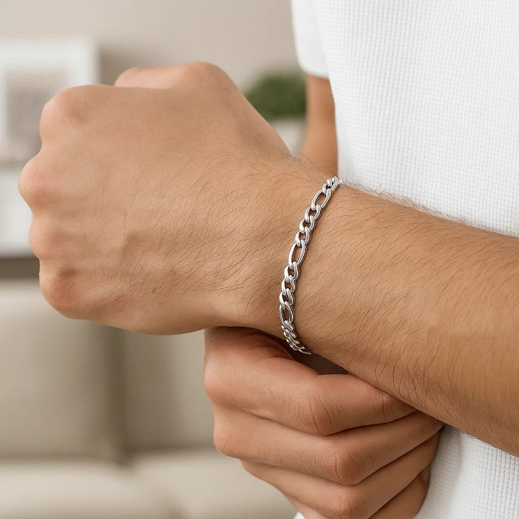 14k White Gold Solid Figaro Bracelet (3.80 mm) — view 5