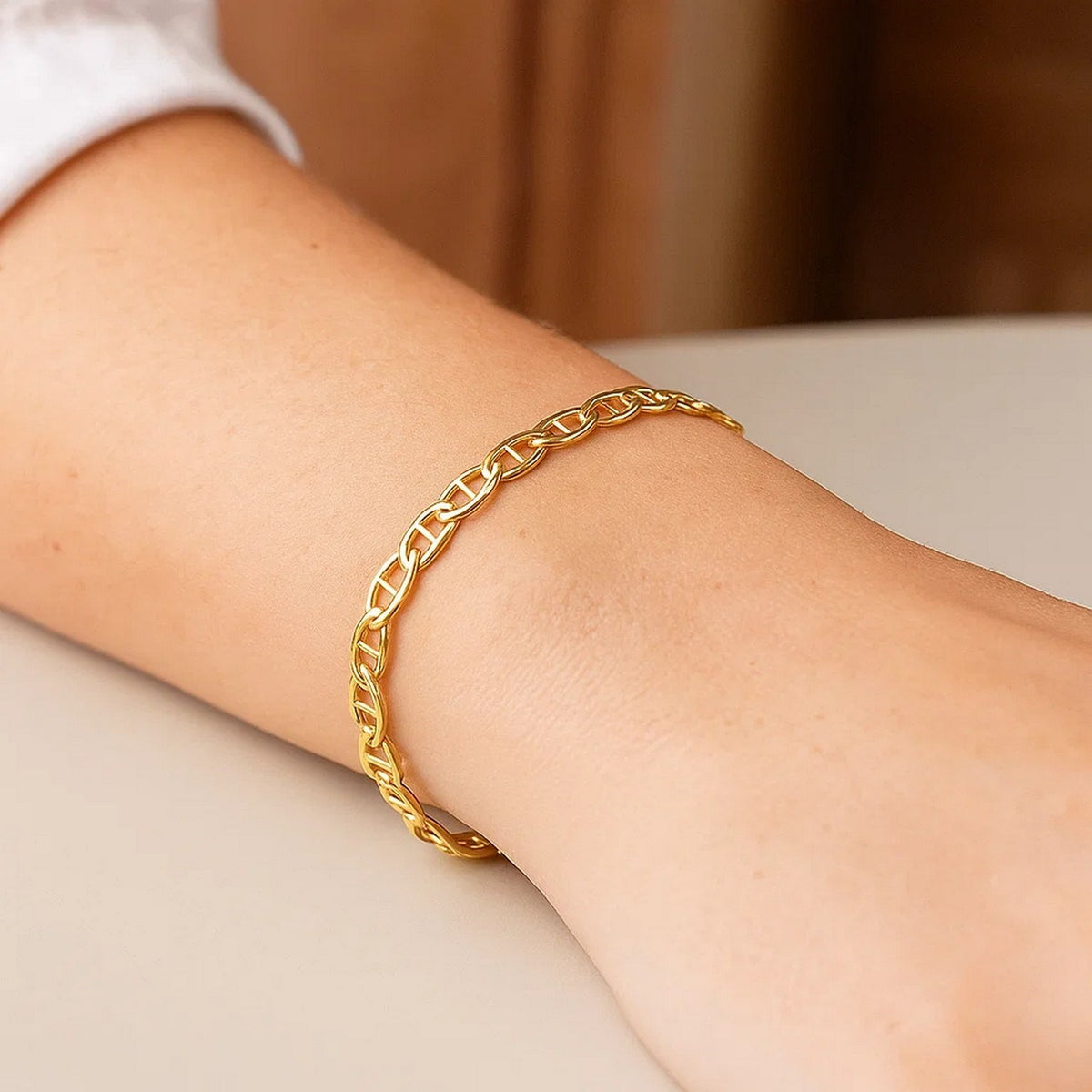 10k Yellow Gold Mariner Link Bracelet (4.50 mm) — view 6