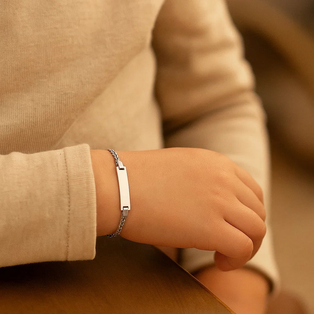 14k White Gold Curb Link Chain Polished Childrens ID Bracelet (3.00 mm) — view 4
