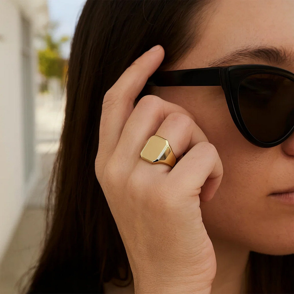 14K Yellow Gold Polished Rectangular Signet Ring — view 3