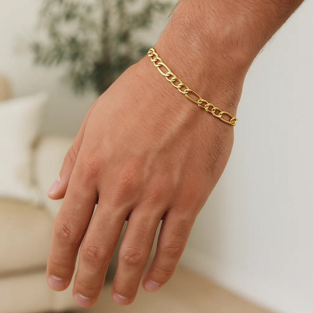 10k Yellow Gold Link Figaro Bracelet (5.30 mm) — view 3