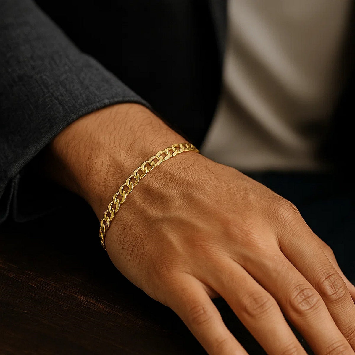 10k Yellow Gold Curb Bracelet (4.70 mm) — view 3