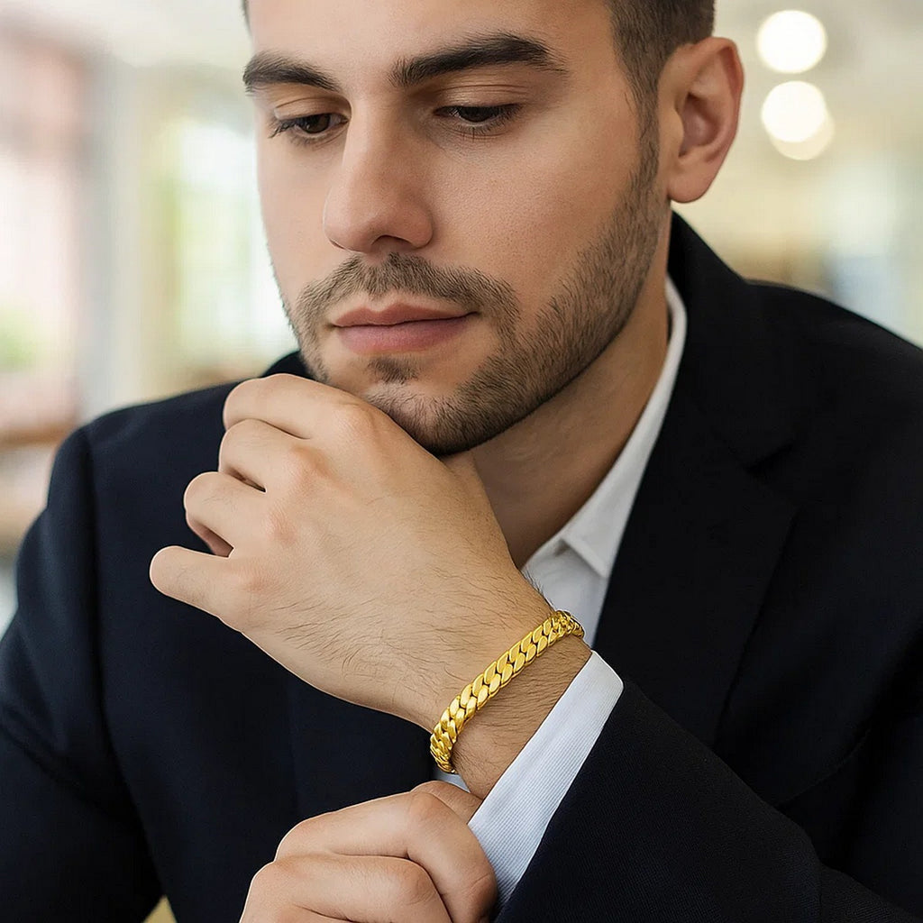 14k Yellow Gold 8 inch Mens Curb Chain Bracelet (8.00 mm) — view 3